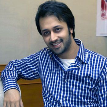 Atif Aslam wins the Best Asian Concert Award