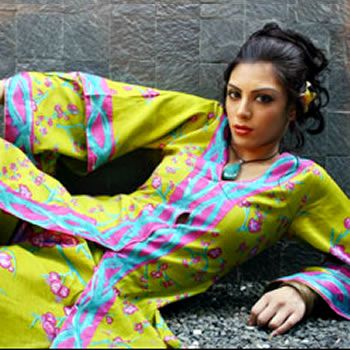 Junaid Jamshedâ€™s Lawn Exhibition 2011