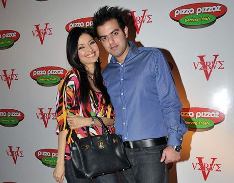 Launch of Pizza Pizzaz