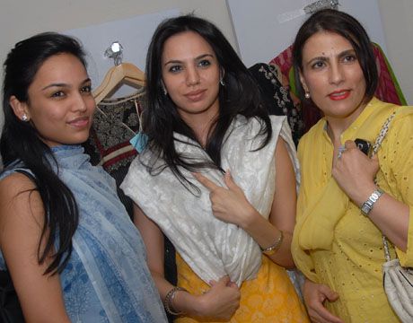 Launch of MauSummery Lawn Flagship Store