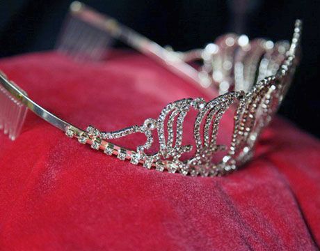 Mrs. Pakistan World 2010 wins Mrs. United Nations 2010