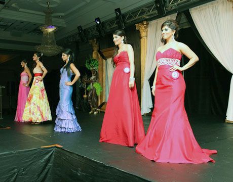 Mrs. Pakistan World 2010 wins Mrs. United Nations 2010