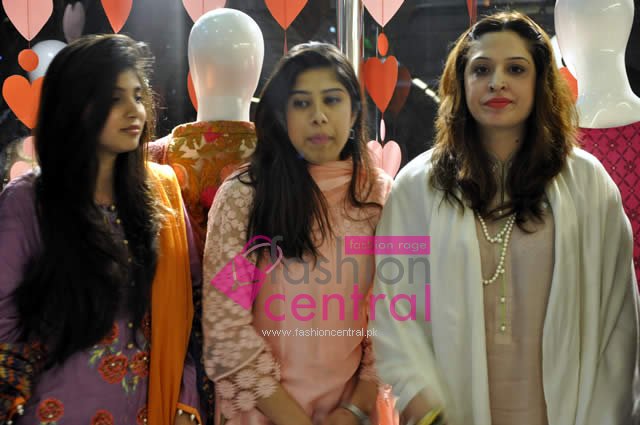 FC Multi Brand Outlet Valentines Trunk Show Lahore Photos