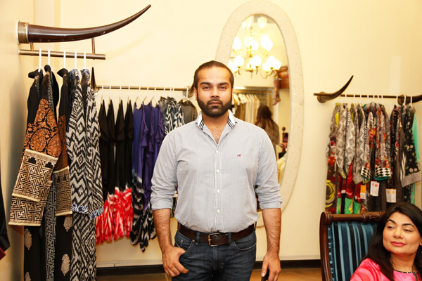 Tres Chic Collection by Deepak Perwani - Preview