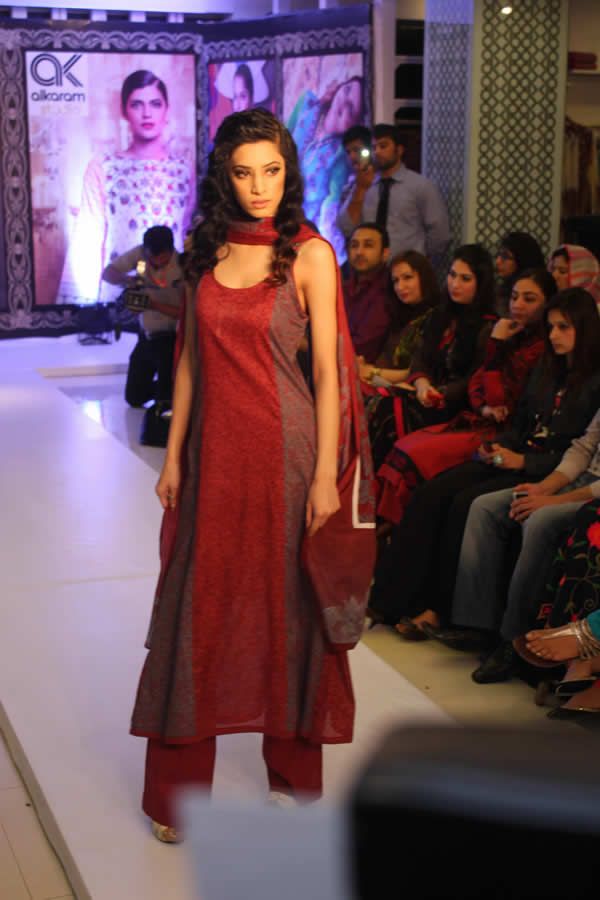 Launch of Spring Lawn Collection 2013 by Alkaram Studio