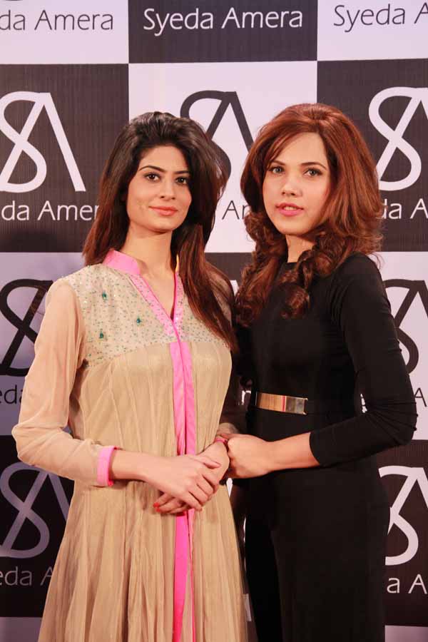 Karachi Launch of Syeda Amera Couture