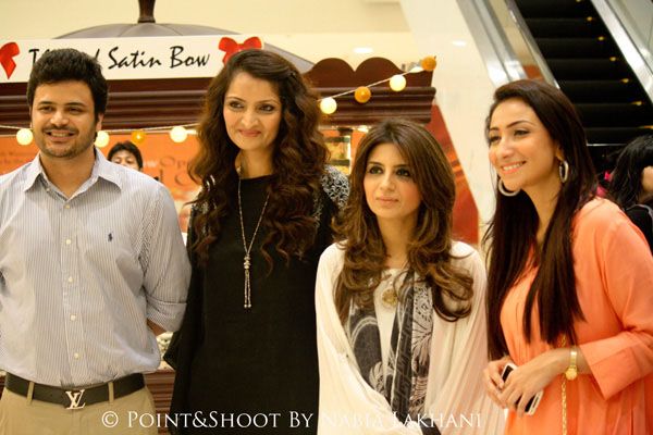 Launch of Color Studio Professional Flagship Outlet