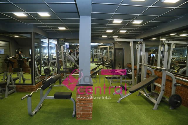 Shreds fitness center karachi photos