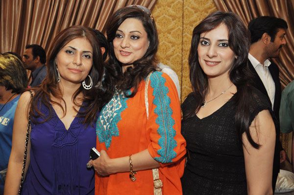 Stars Dazzling Launch of Rani Emaan at Lâ€™atelier