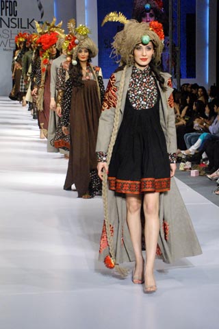 PFDC Fashion Week 2011 Lahore by Akif Mahmood Latest Collection