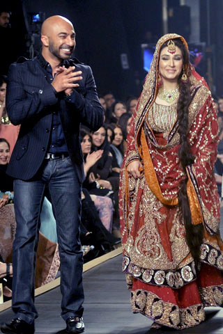 HSY Collection at Bridal Couture Week 2010