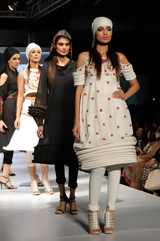 PFDC Sunsilk Fashion Week 2011 Lahore by Sahar Atif