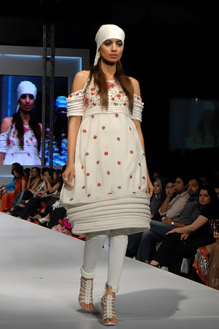 Sahar Atif Collection at PFDC Sunsilk Fashion Week 2011 Lahore