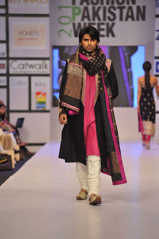 Umar Sayeed at Fashion Pakistan Week 2012 Day 2