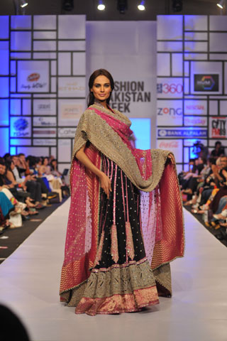 Umar Sayeed at Fashion Pakistan Week 2012 Day 2