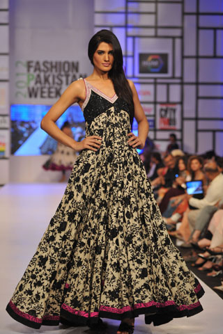 Umar Sayeed at Fashion Pakistan Week 2012 Day 2