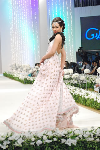 Pantene Bridal Couture Week 2011 - Gulzeb Asif Collection at Day 1