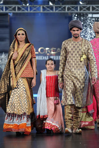 Nida Azwer Collection at PFDC L'Oreal Paris Bridal Week 2011