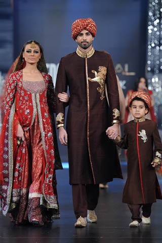 Nida Azwer Collection - PFDC L'Oreal Bridal Week 2011