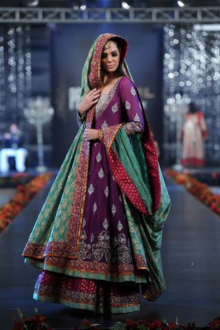 Nida Azwer Collection at PFDC L'Oreal Paris Bridal Week 2011