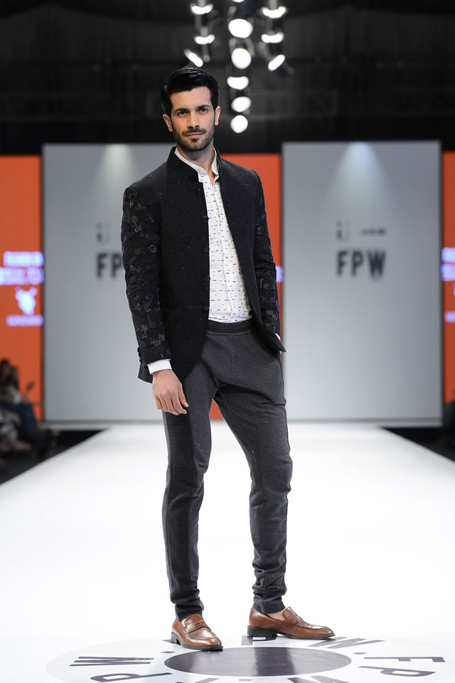 Munib Nawaz Showcased Men's Wear Collection FPW17